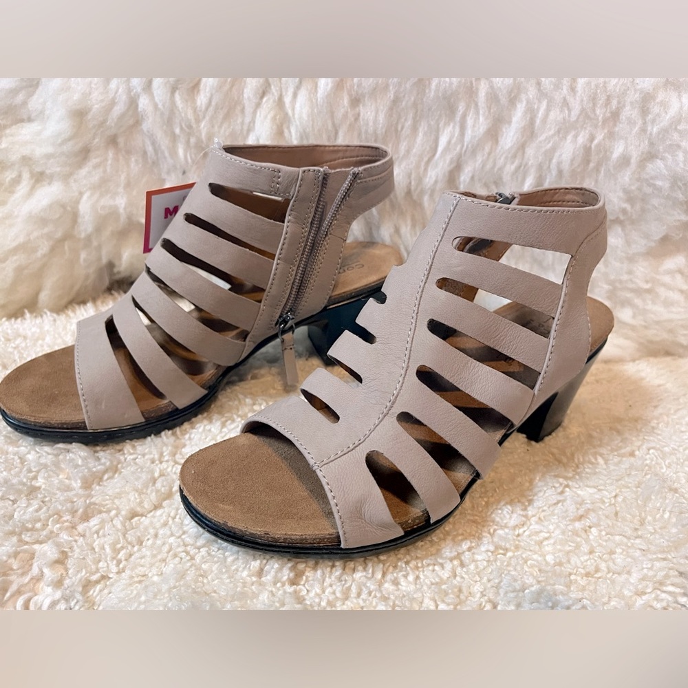 Comfortiva sandal heel size 8 NEW WITH TAGS